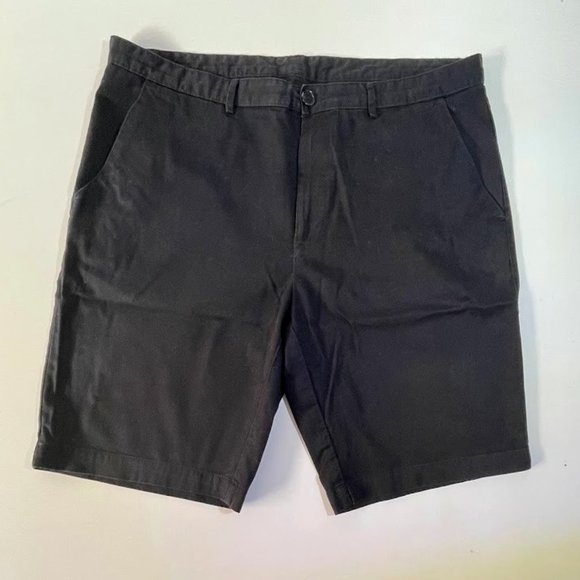 Calvin Klein - Flat Front Shorts - Black - Size 36 - Picture 1 of 4